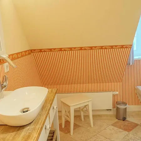 Reetdachhaus Warftkroog Prázdninový dům *
